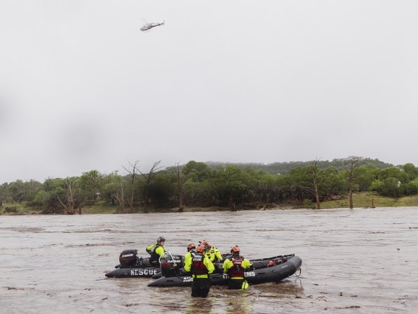 华锋优配网 美国得州洪水已致25人死亡